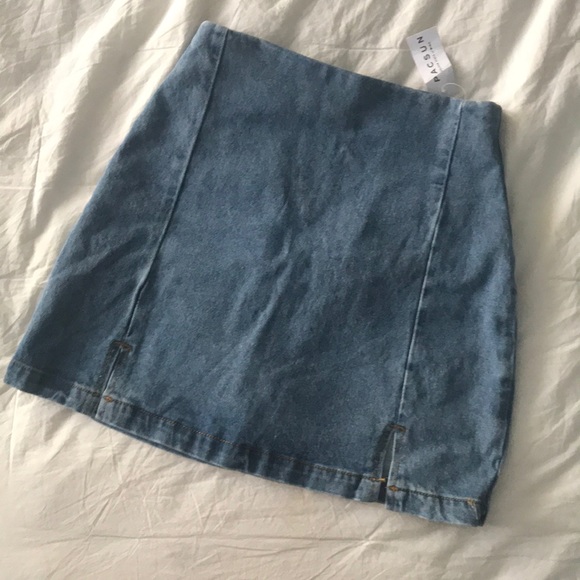 NWT Brandy Melville Cara skirt - Picture 1 of 4